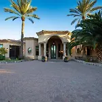 Camelback Mountain Mansion In Paradise Valley, Az